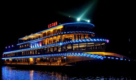 宜昌长江夜游游船
