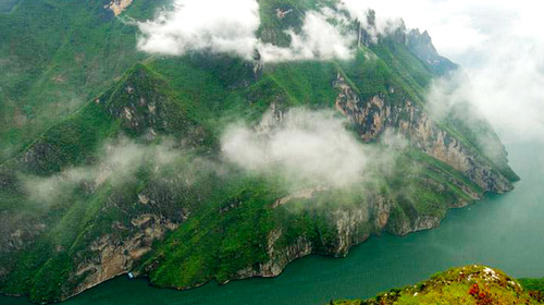 重庆到宜昌旅游船