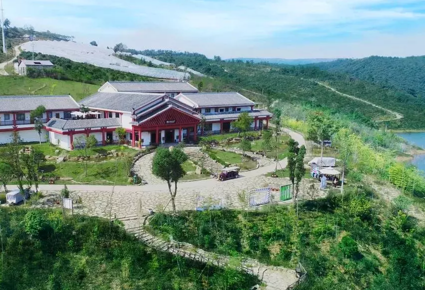 当阳关雎河畔旅游攻略