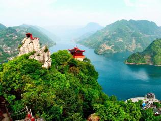 宜昌东站到清江画廊旅游