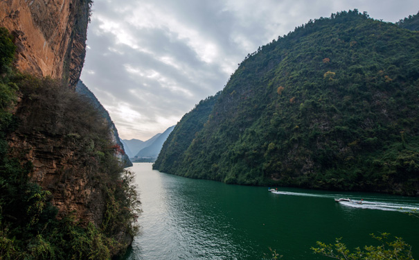 重庆星际水晶旅游船