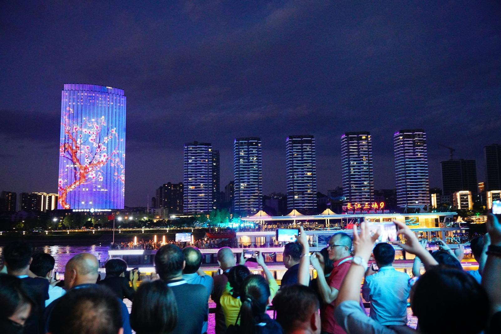 宜昌长江夜游旅游船 宜昌长江夜游旅游船