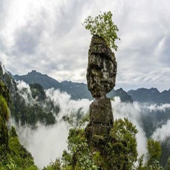 湖北宜昌清江方山风景区一日游【亲近大自然，挑战刺激玻璃栈道】